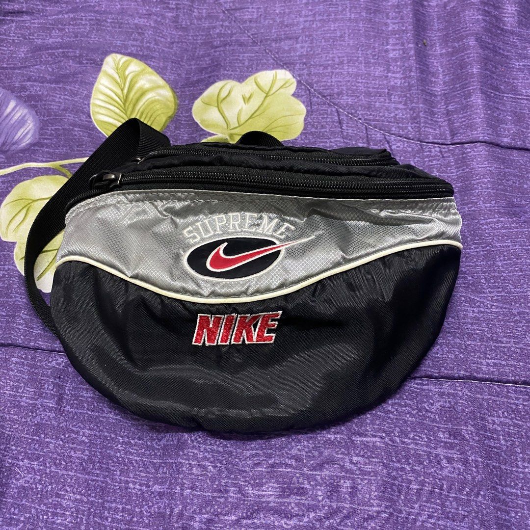 Nike supreme fanny pack sales