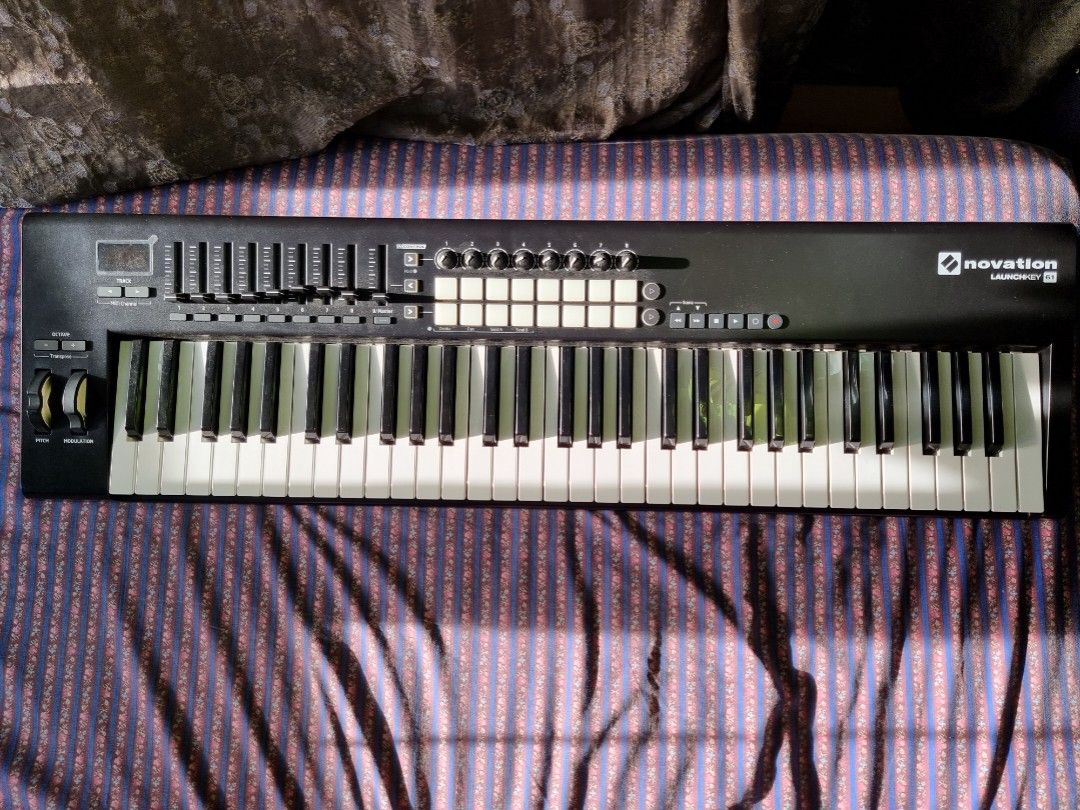 Novation Launchkey 61 MKII, Hobbies & Toys, Music & Media, Musical Instruments on Carousell