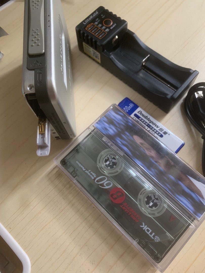 Panasonic cassette player RQSX30, 音響器材, 可攜式音響設備 Carousell