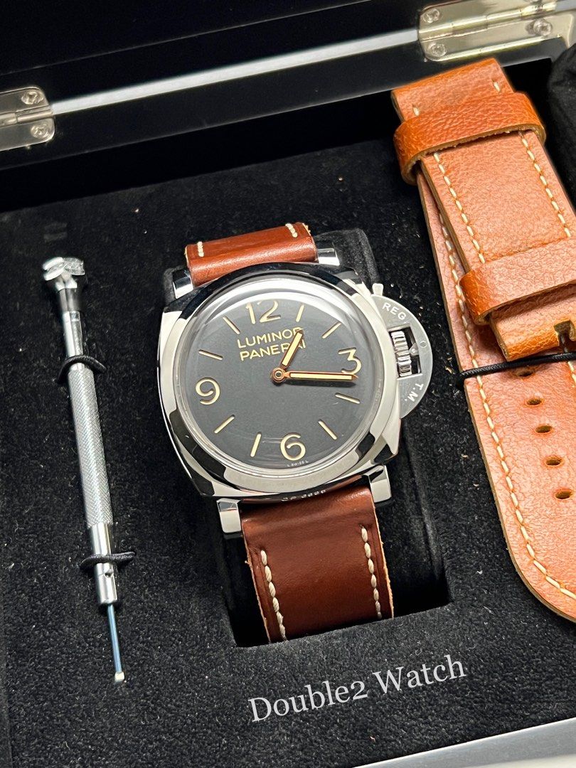 Panerai Luminor 1950 3Days Power Reserve 47mm Black Dial Gold Hands PAM 00372