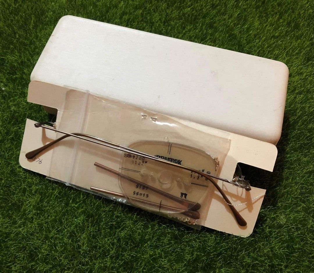 PENTAX VISION OPTICAL JAPAN VINTAGE EYEGLASS, Women's Fashion, Watches