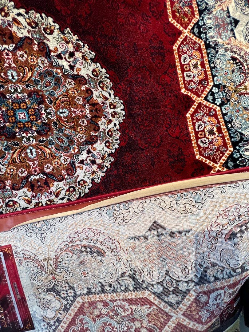 Persian machine made carpet 500 knots, Furniture & Home Living