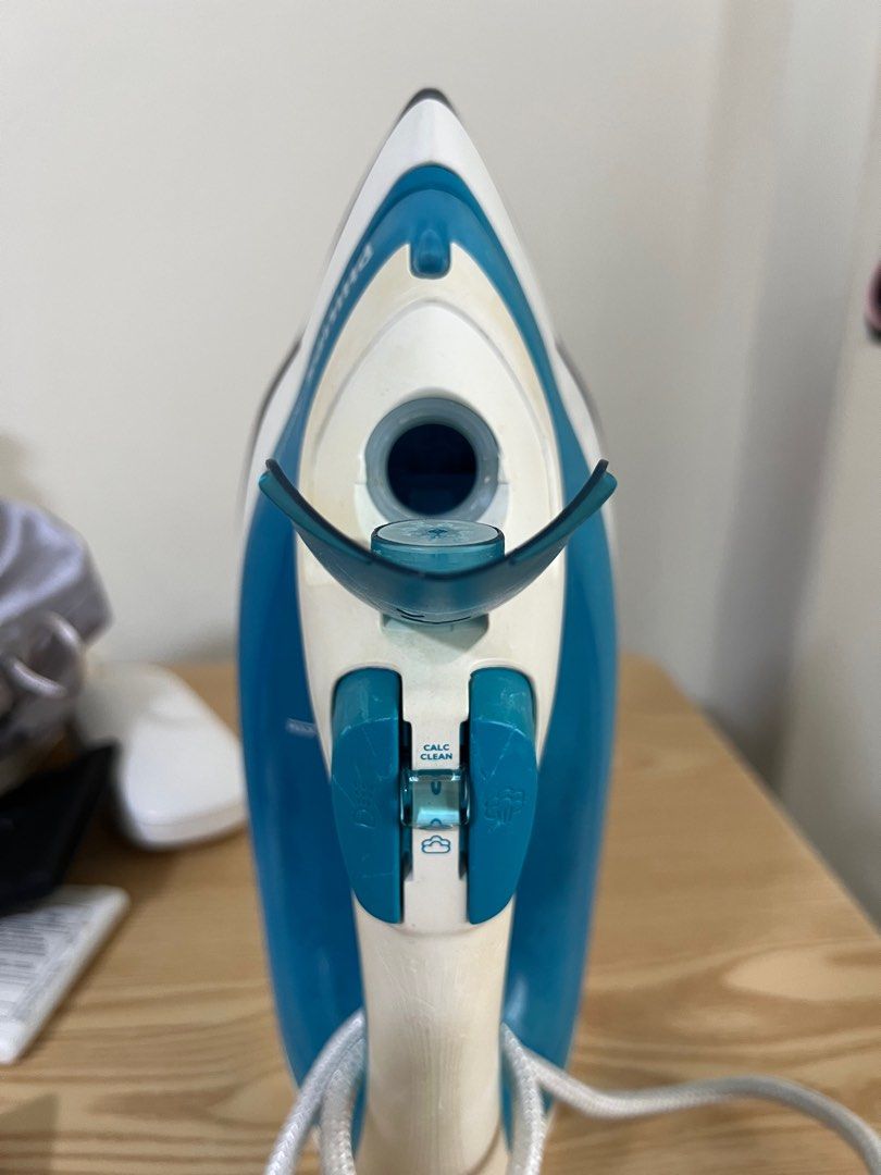 philips steam iron 1905