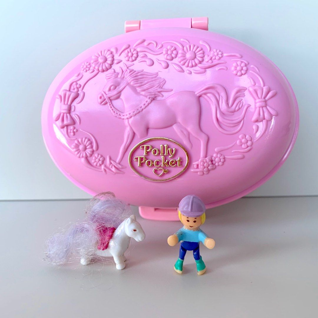 Part 5 ~ Polly Pocket DOLL CHAT ~ Bluebird Compact, Barbie & more! Figured  out where to put it too😁 