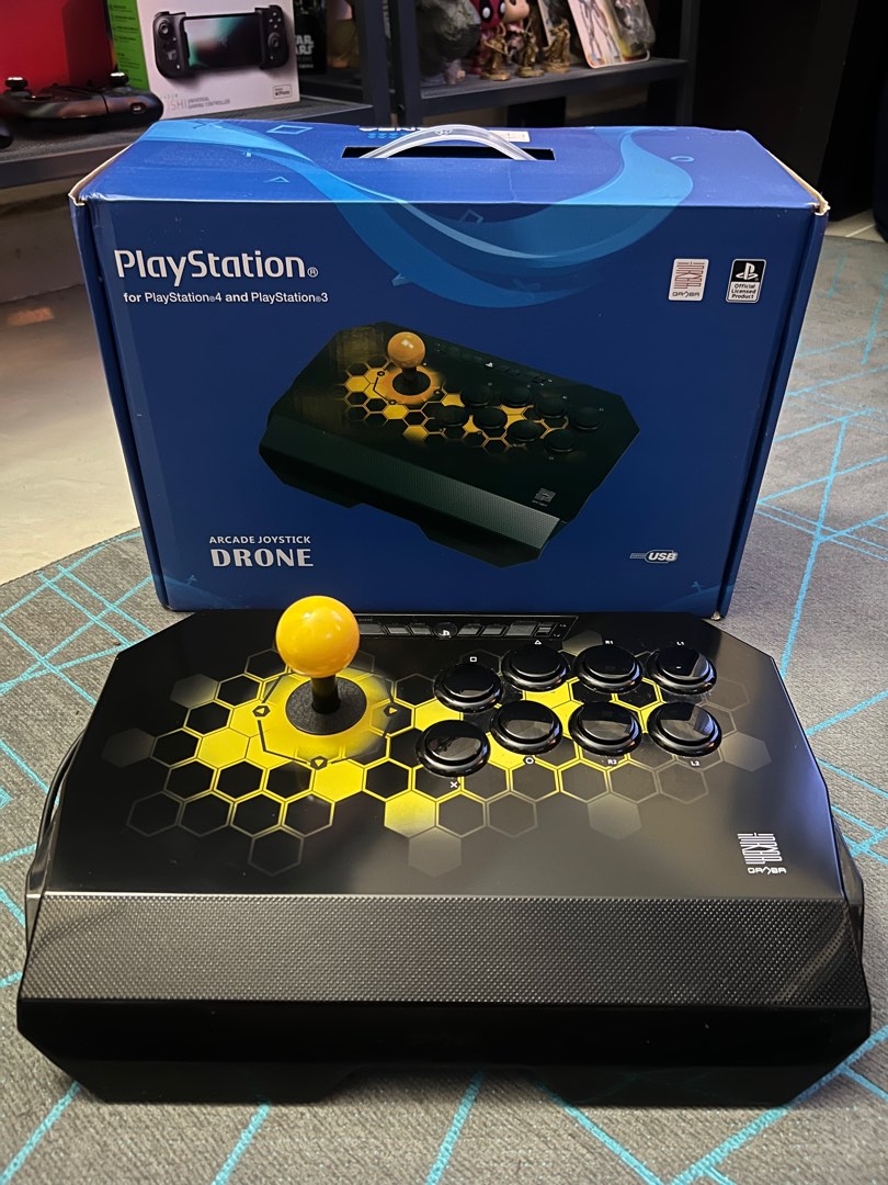 Qanba Drone Arcade Joystick/Fightstick (PS4, also compatible with PS5)