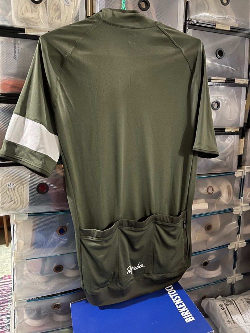 Rapha core jersey L black and olive, Men's Fashion, Activewear on Carousell