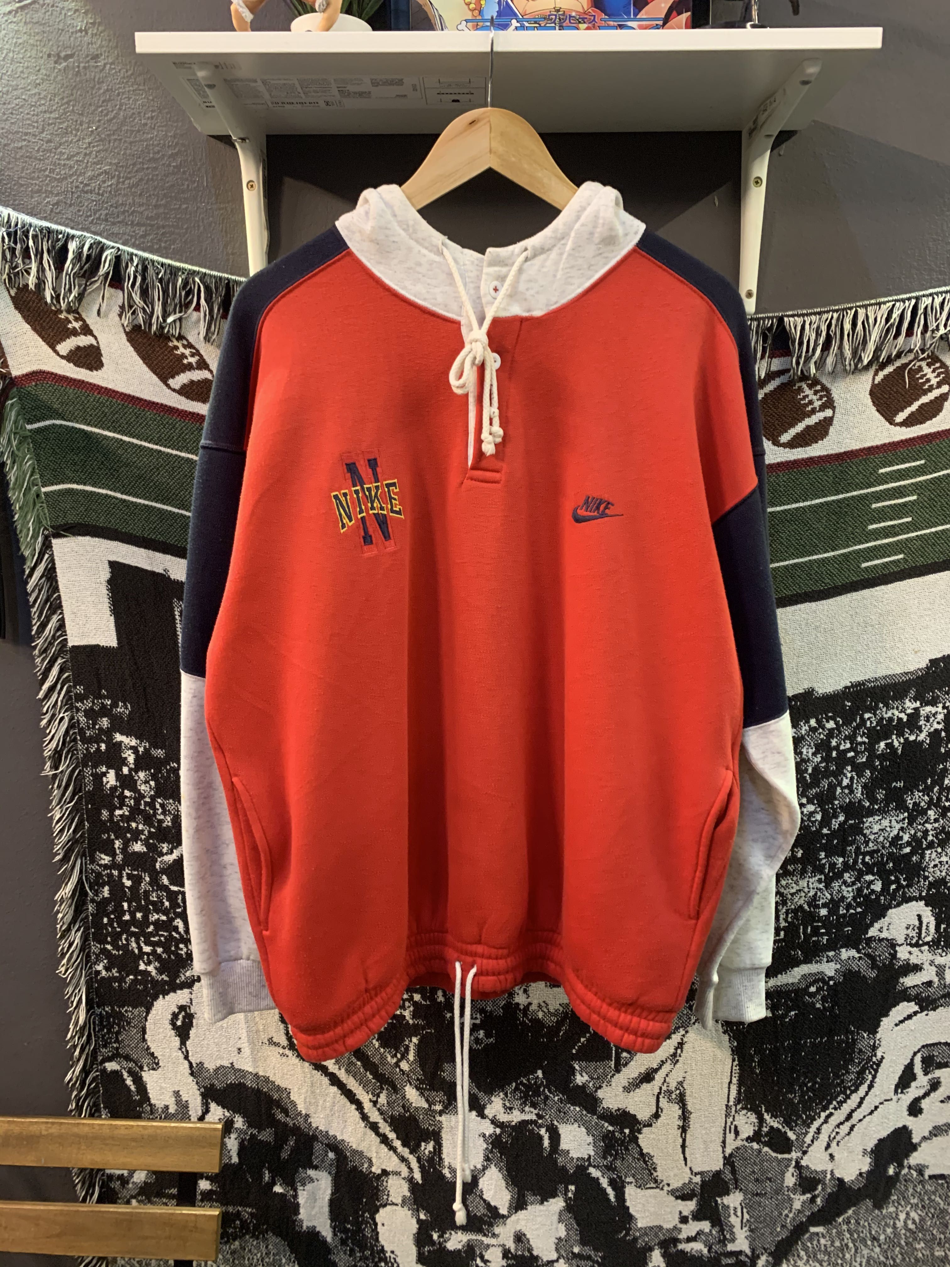 Rare nike hoodie sales