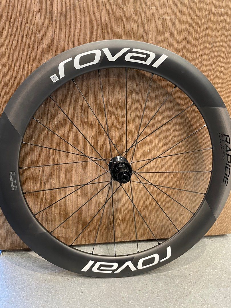 Roval Rapide CLX II 白字版, 運動產品, 單車及配件, 單車- Carousell