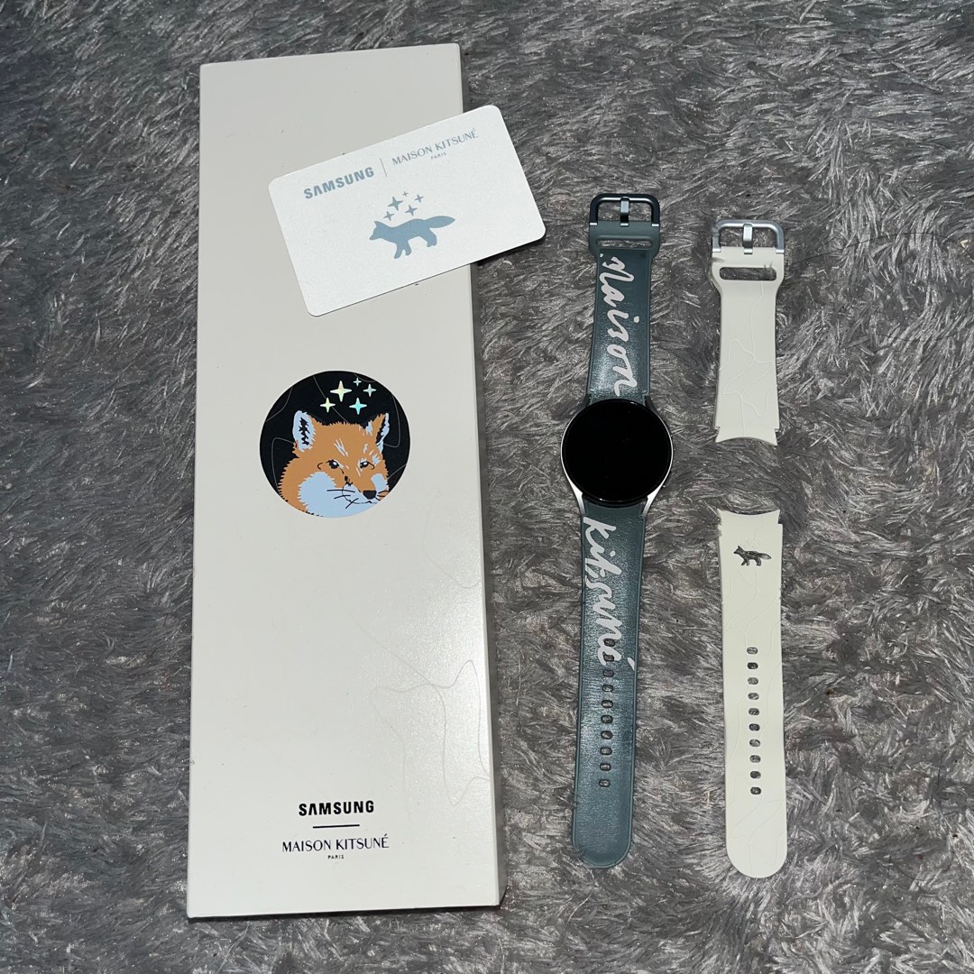 Maison kitsune watch best sale strap