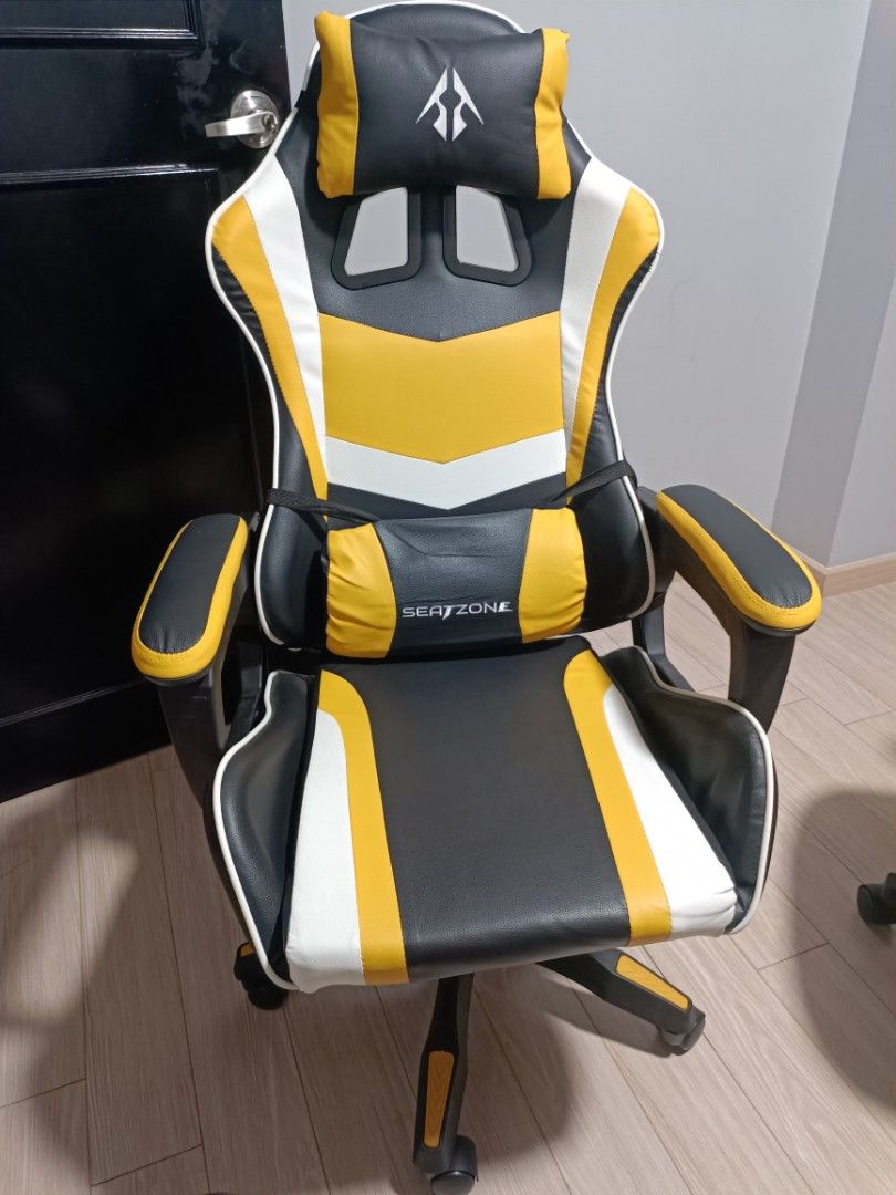 Seat zone gaming chair, Furniture & Home Living, Furniture, Chairs on