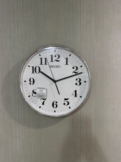 Seiko Wall Clock QXA697S