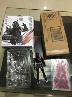 （分類：）位於 。 由 kh19960214 提交（商品編號 1195719243，圖片 1）。簡介： 。