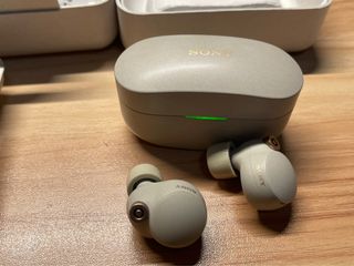 （分類：）位於 。 由 joepun 提交（商品編號 1195732408，圖片 1）。簡介： 。