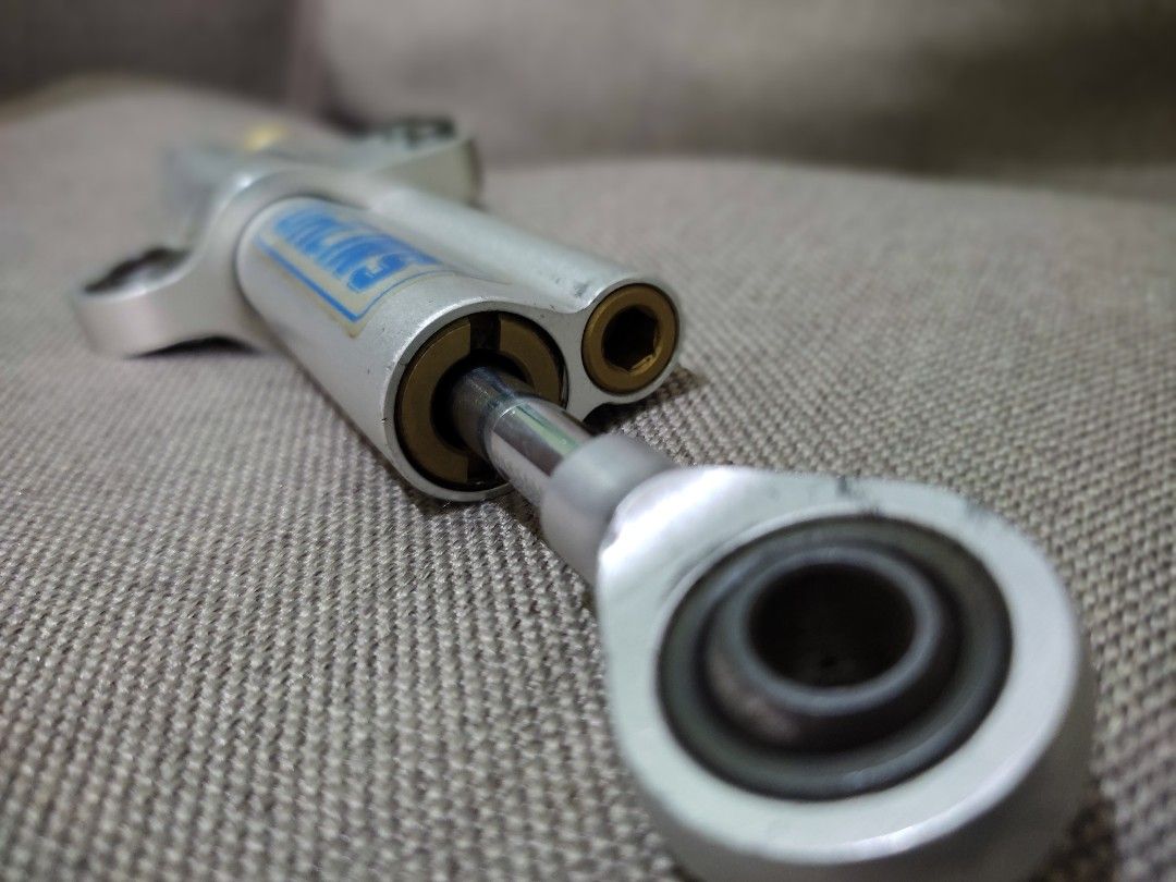Steering damper original OHLINS ex kawasaki zx6, Motor di Carousell