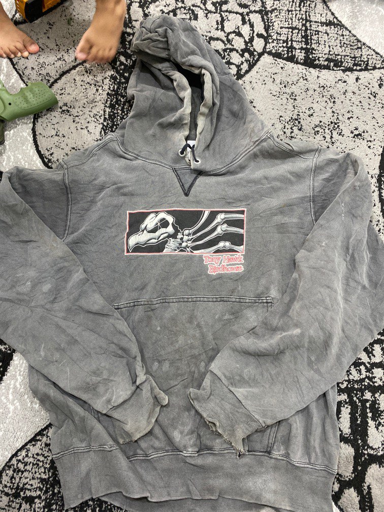 Vintage Tony Hawks BirdHouse Hoodie, Men's Fashion, Tops & Sets