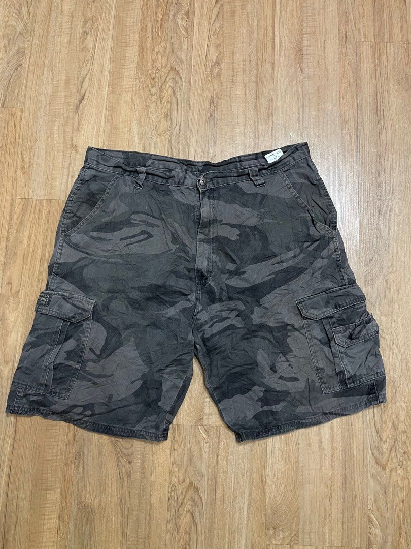 Mens wrangler camo shorts hotsell
