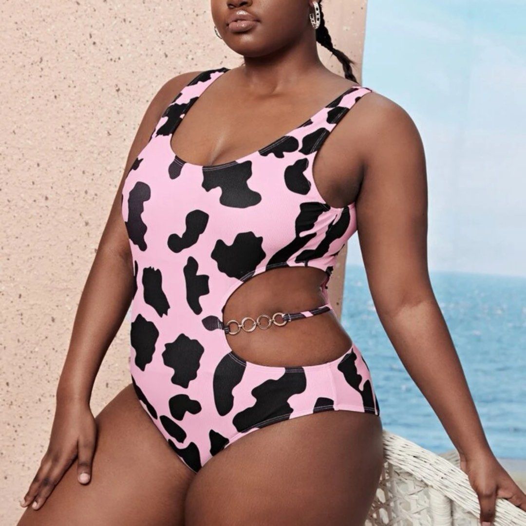 (3XL) SHEIN Curve Plus Size Pink Cow Print Cutout Chainlinked One