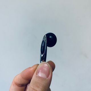 (贈) 耳機線 單耳