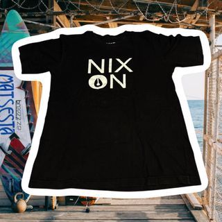 🏄‍♂️ 🏄‍♀️ Nixon brand authentic T-shirt