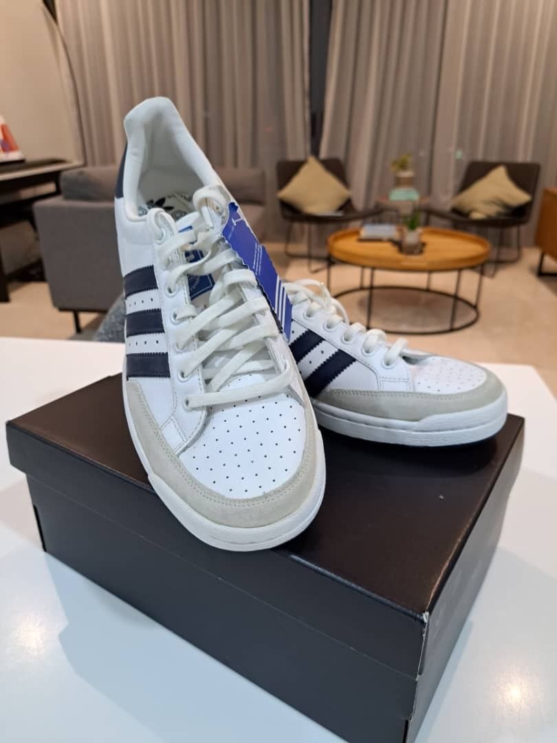 ADIDAS Originals Tennis Pro White Blue Suede RARE Retro Deadstock Aug 2006 US 9 UK 8.5 EU 42
