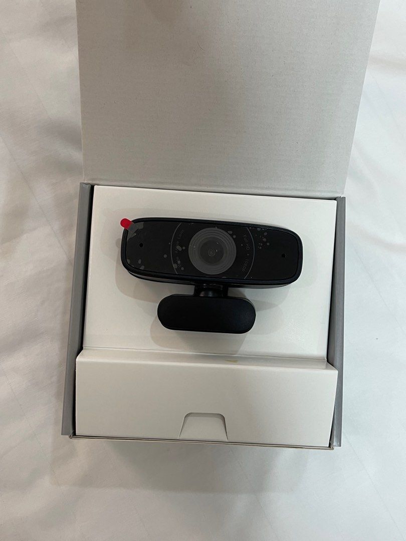 [FREE SHIPPING] ASUS Webcam C3 1080p (Category: Webcams) located in Calamba. Submitted by a.slvdr (Listing ID 1200281384, Image 2). Description: ASUS Webcam C3 Full HD webcam with beamforming microphone 1080p at 30fps Adjustable clip Wide angle lens USB 2.0 connection type Brand new with receipt & warranty.