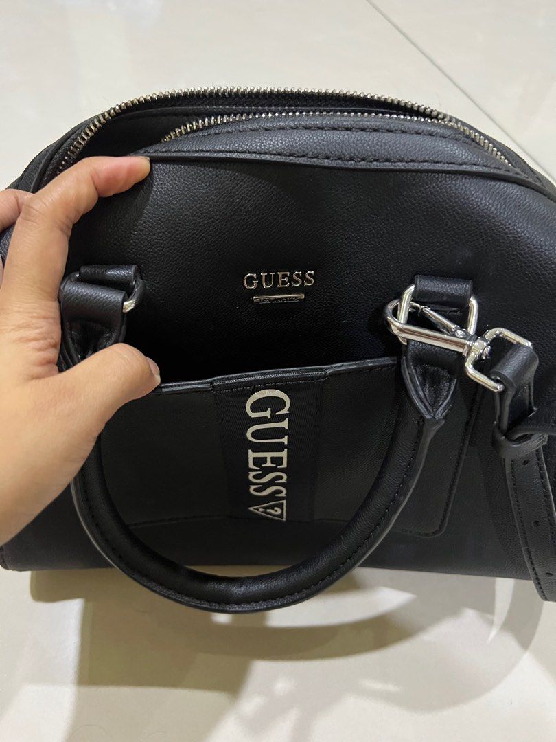 AUTHENTIC GUESS HANDBAG Women s Fashion Bags Wallets Shoulder