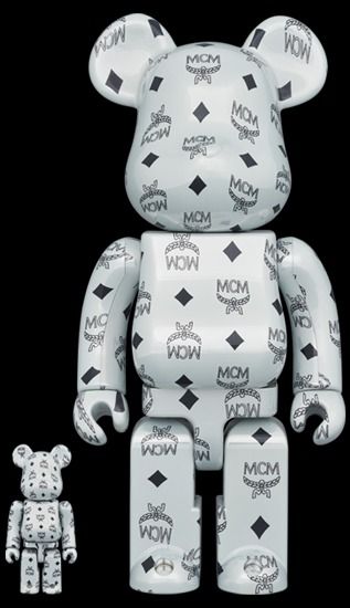 Bearbrick MCM White Chrome Ver. 400&100%, 興趣及遊戲, 玩具& 遊戲類