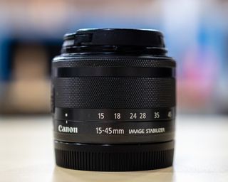 Canon EF-M 15-45mm IS STM Lens ULTRA MINT