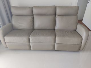(Category: ) located in . Submitted by jkwaaa (Listing ID 1199853457, Image 1). Description: .