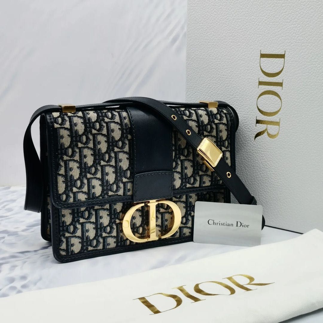 Dior 30 Montaigne Blue Dior Oblique Jacquard, Luxury, Bags & Wallets on  Carousell