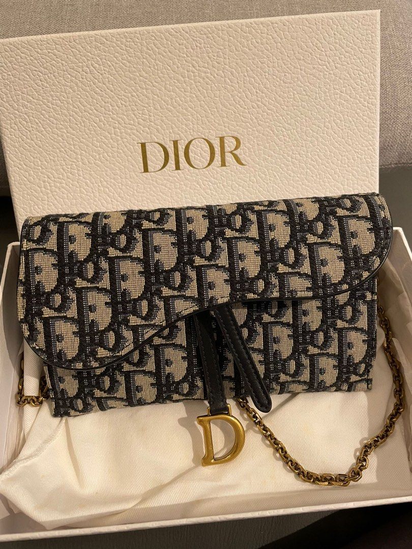 dior long wallet on chain