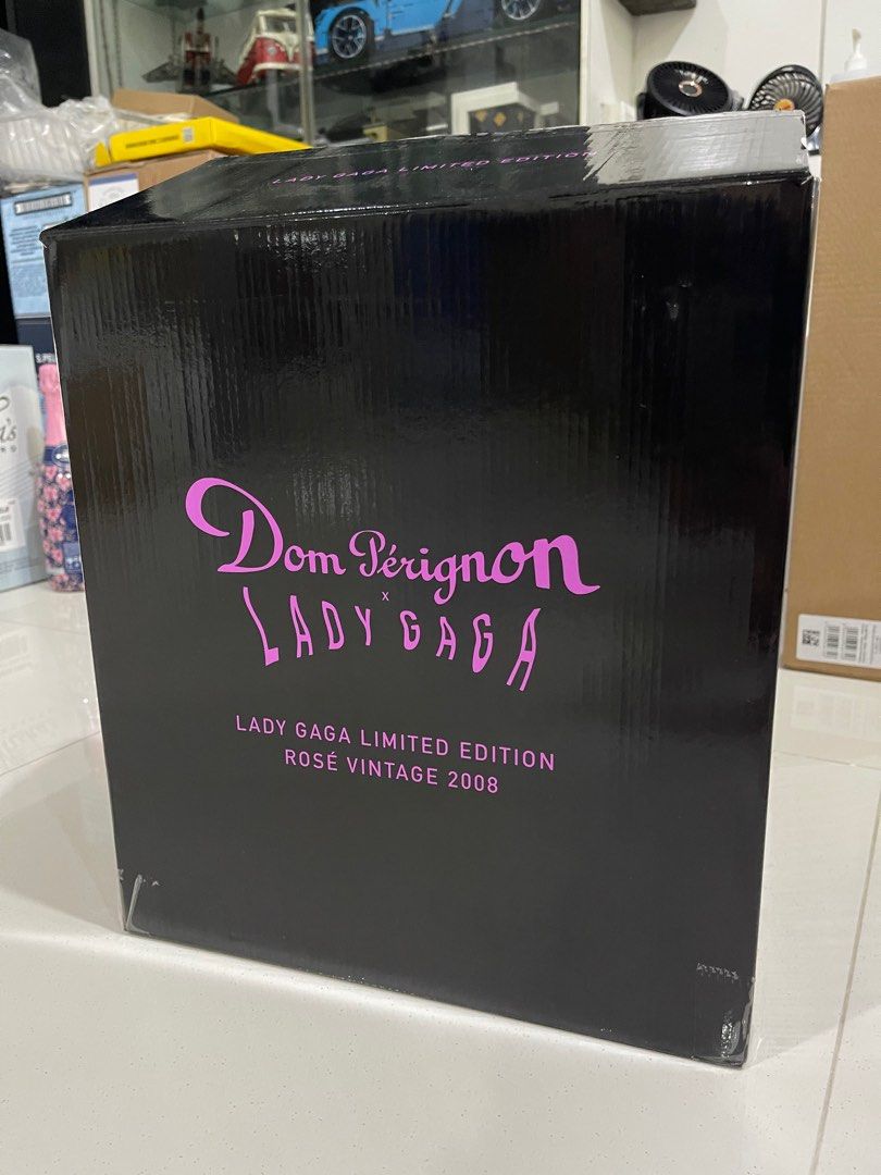 Dom Pérignon: the exclusive Champagne Limited Edition Rosè Vintage 2008  signed by Lady Gaga arrives
