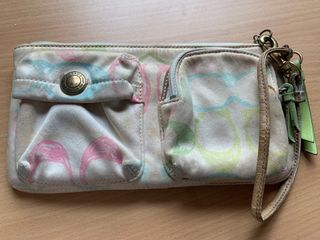 Dompet Coach