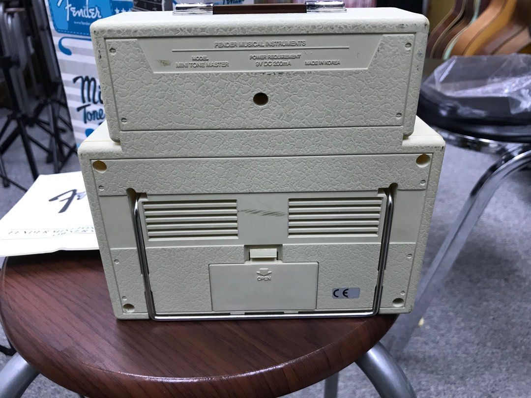 Fender mini tone master amp, 興趣及遊戲, 音樂樂器 & 配件, 樂器 Carousell