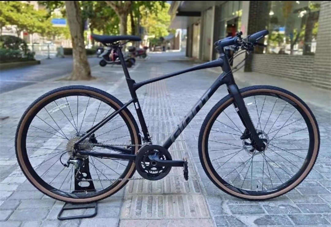 giant 700 x 38c