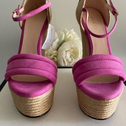 Pink best sale gucci wedges