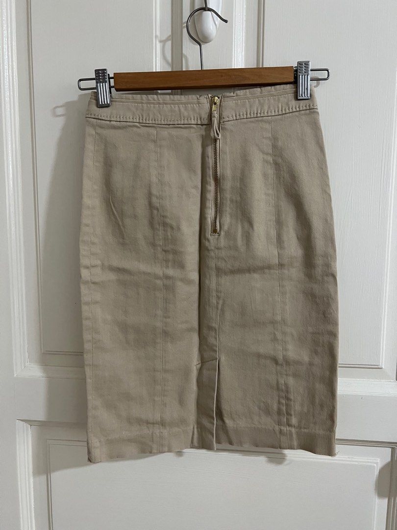 H M kaki pencil skirt Women s Fashion Bottoms Skirts on Carousell