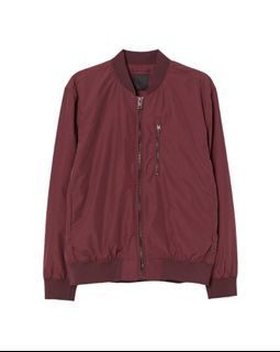 H&m bomber pria maroon size L LD 120 new