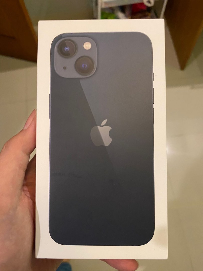 NEW iPhone 13 Midnight Black 128 gb NETT, Telepon Seluler & Tablet