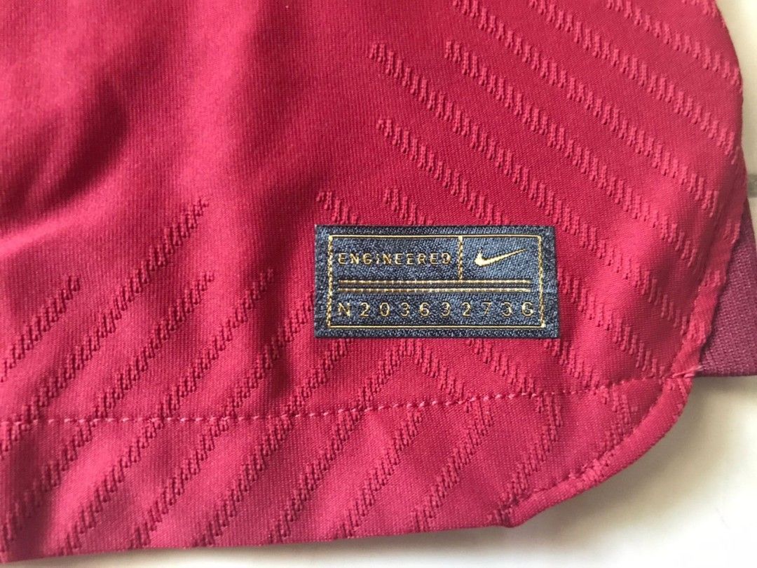 liverpool vapour jersey