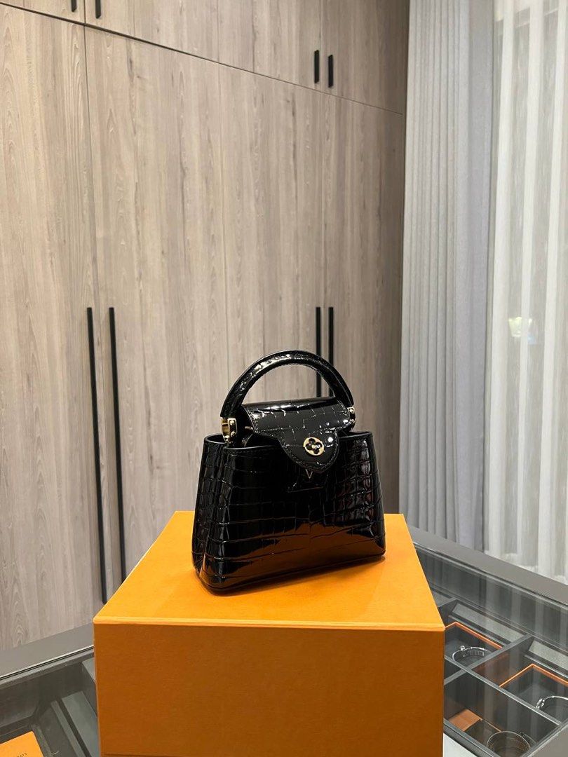 Louis Vuitton bag Capucines Pink Crocodile Leather 3D model