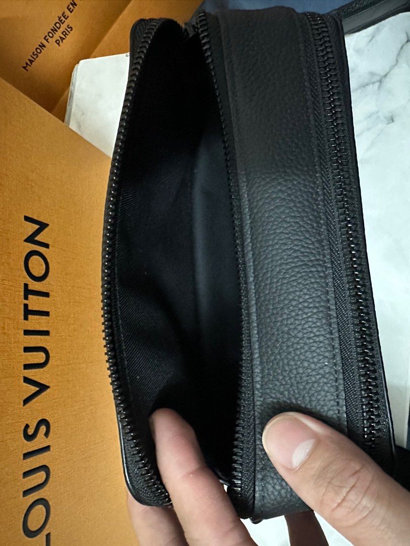 Louis Vuitton Monogram Alpha Wearable Wallet, Black