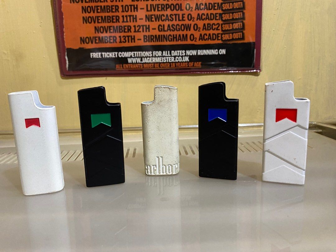 Marlboro Lighter Case, Hobbies & Toys, Memorabilia & Collectibles