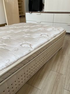 （分類：）位於 。 由 samlam17 提交（商品編號 1200224052，圖片 1）。簡介： 。