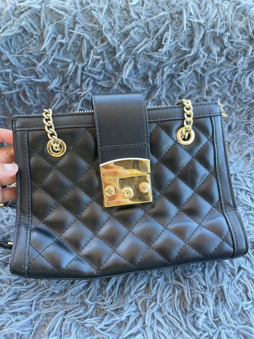 Mexican (Category: Shoulder Bags) located in Cebu City. Submitted by iamish_items (Listing ID 1200314203, Image 3). Description: .