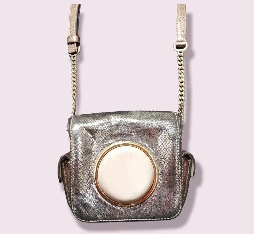 Michael kors scout camera bag clearance