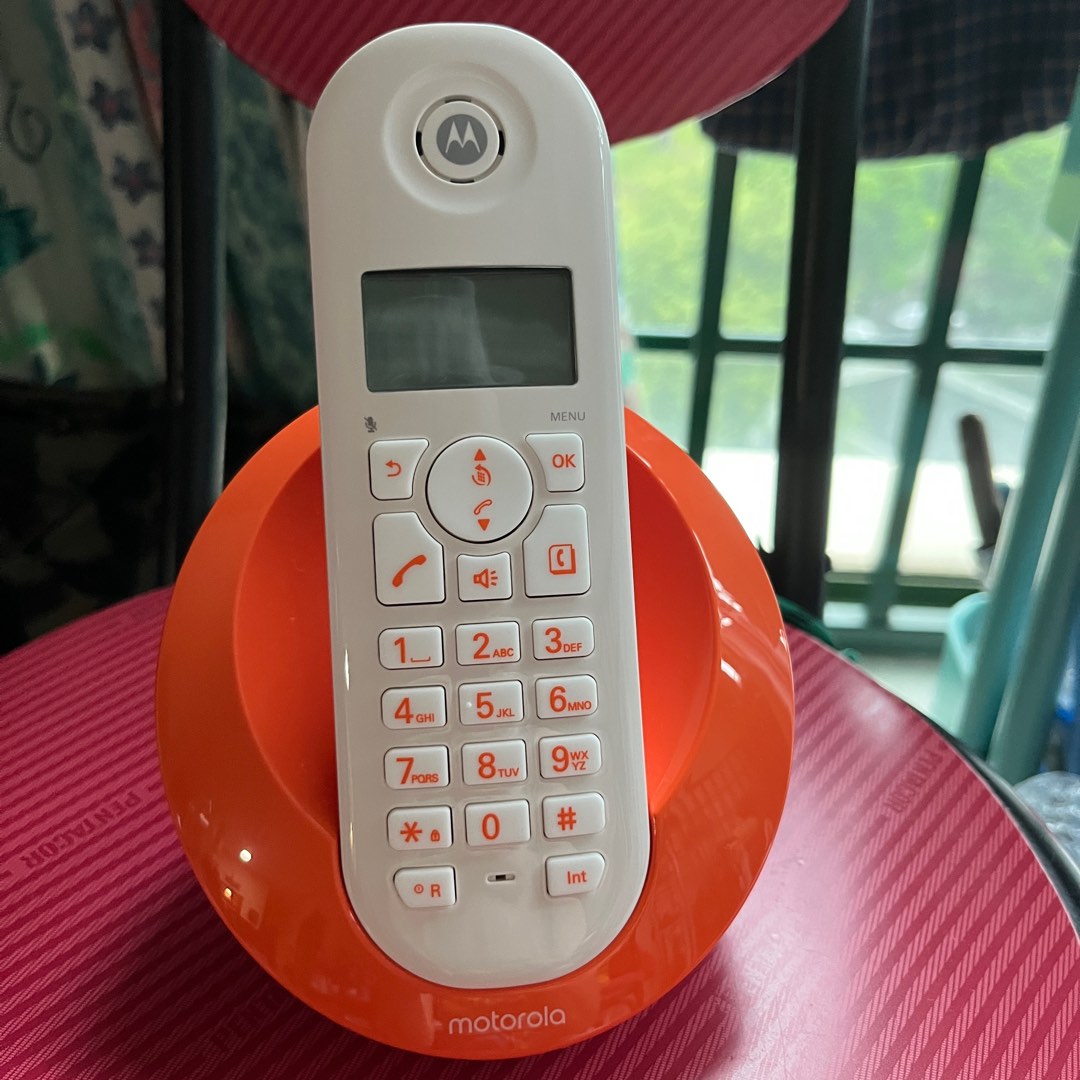 Motorola Cordless Phone, TV & Home Appliances, Other Home Appliances on Carousell