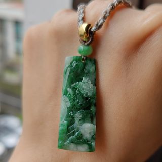 Jade Shan Shui Pendant 翡翠山水牌 Collection item 3