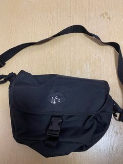 （分類：）位於 。 由 wccwai 提交（商品編號 1200356520，圖片 1）。簡介： 。