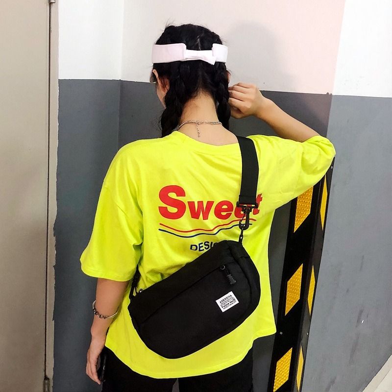 New Fashion Chest Bag Men s and Women s Bag Street Fashion Cool